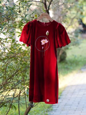 Áo dài nhung BG cộc tay thêu hoa sen màu cherry red – Lovekids